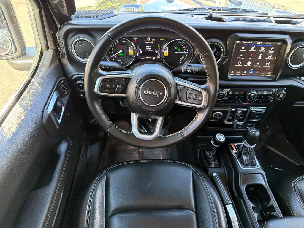 Used 2022 Jeep Wrangler Unlimited Sahara w/ Cold Weather Group AWD/4WD image 20