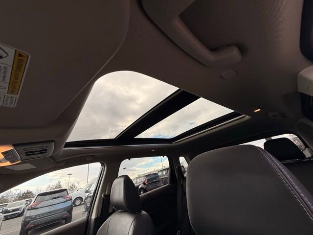 Certified 2023 Nissan Rogue SL w/ SL Premium Package image 16