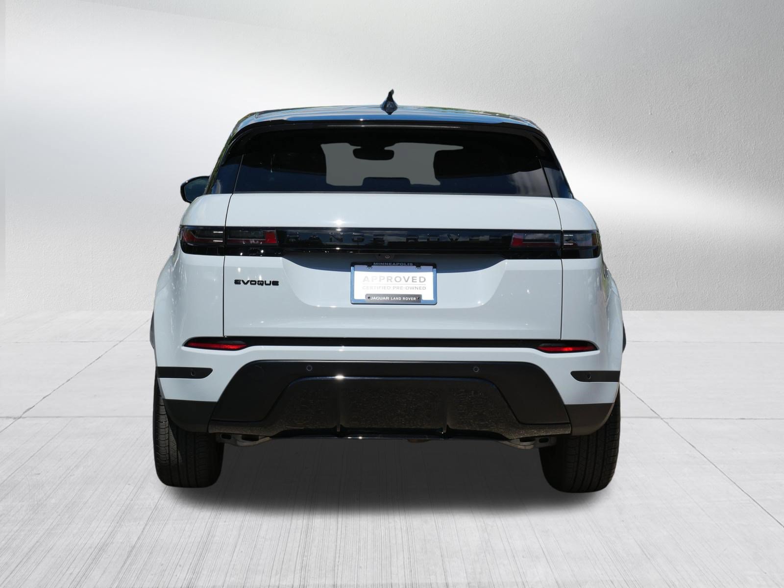 Used 2024 Land Rover Range Rover Evoque S AWD/4WD image 4
