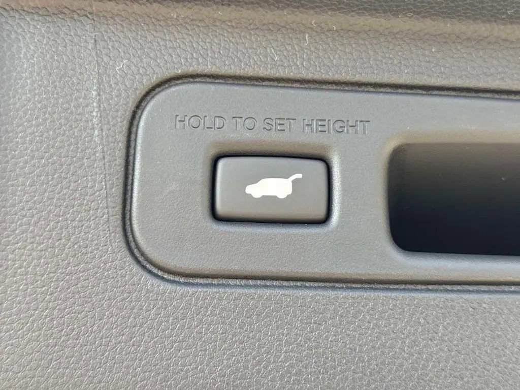 New 2026 Honda Pilot Touring image 23