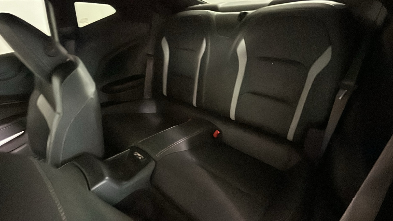 Used 2022 Chevrolet Camaro SS RWD image 31