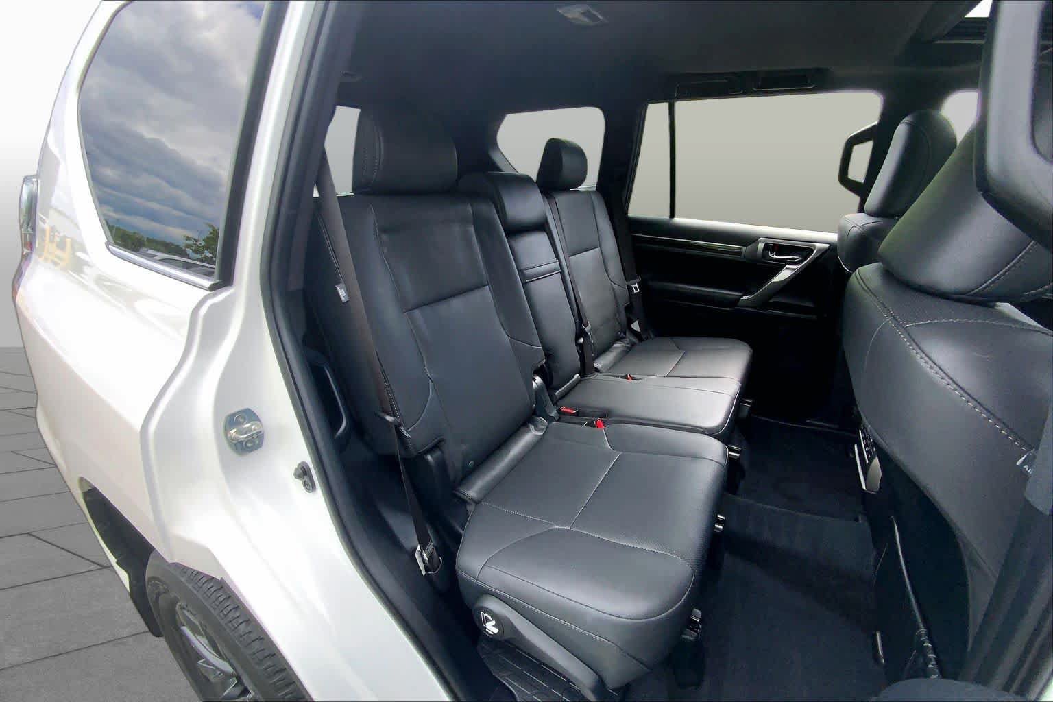 Certified 2023 Lexus GX 460 Premium w/ Premium Package AWD/4WD image 20
