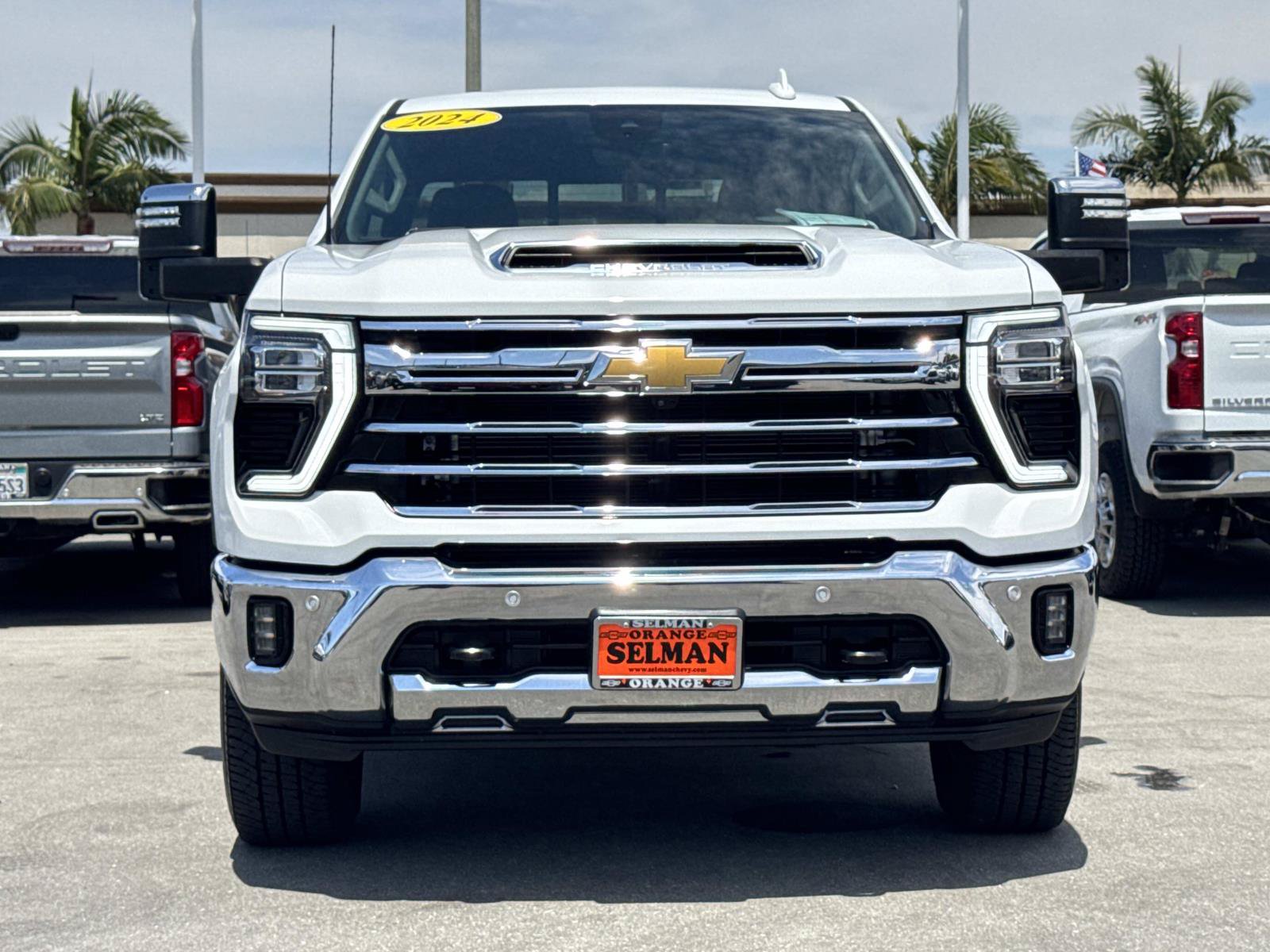 Used 2024 Chevrolet Silverado 2500 LTZ w/ LTZ Convenience Package AWD/4WD video 2