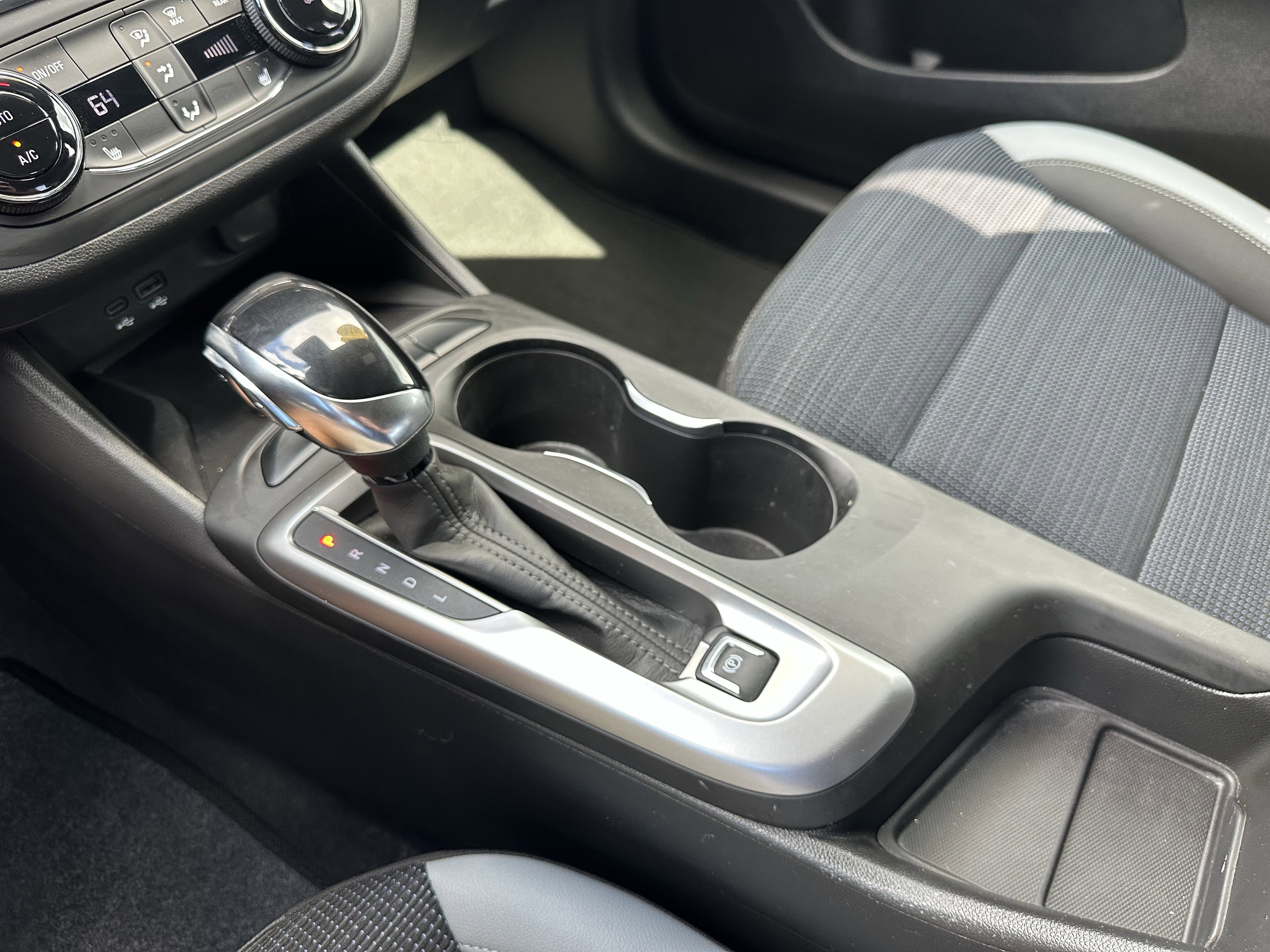 Used 2024 Buick Envista Preferred w/ Convenience I Package image 25