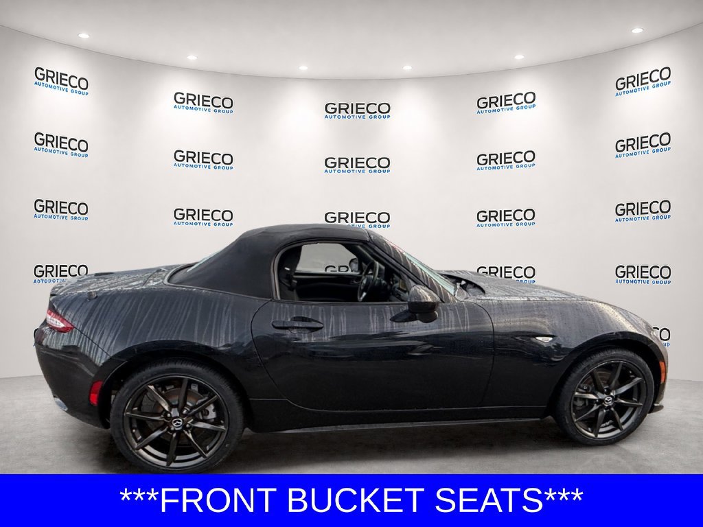 Used 2016 MAZDA MX-5 Miata Club RWD image 8