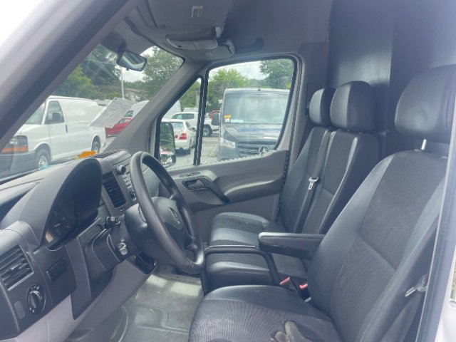 Used 2015 Mercedes-Benz Sprinter 2500 w/ Driver Efficiency Package image 12