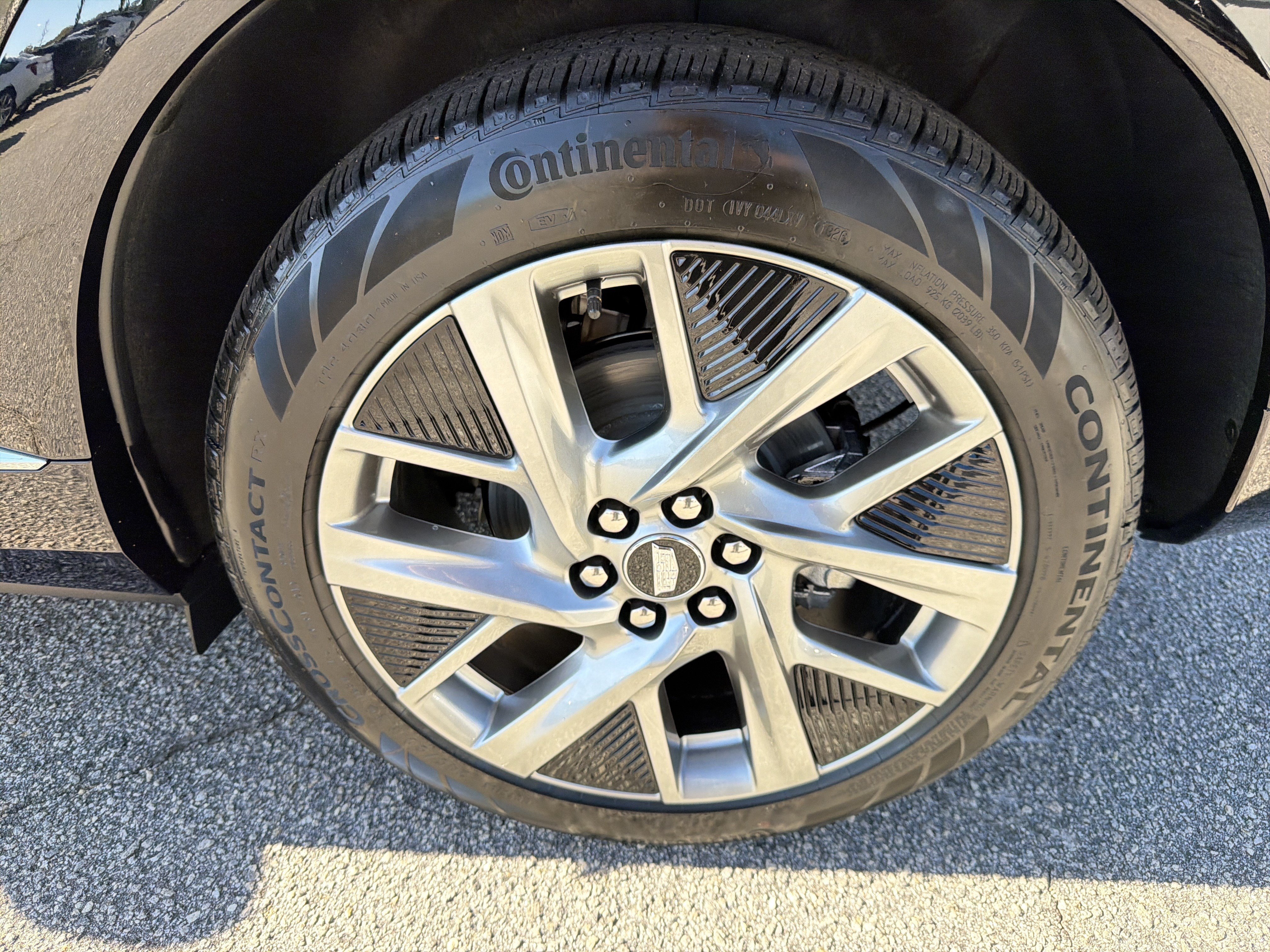 New 2027 Cadillac Optiq Luxury RWD image 20