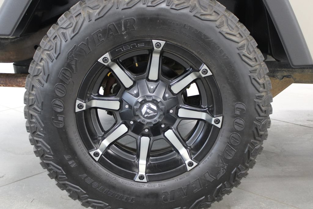 Used 2005 Jeep Wrangler Unlimited AWD/4WD image 42
