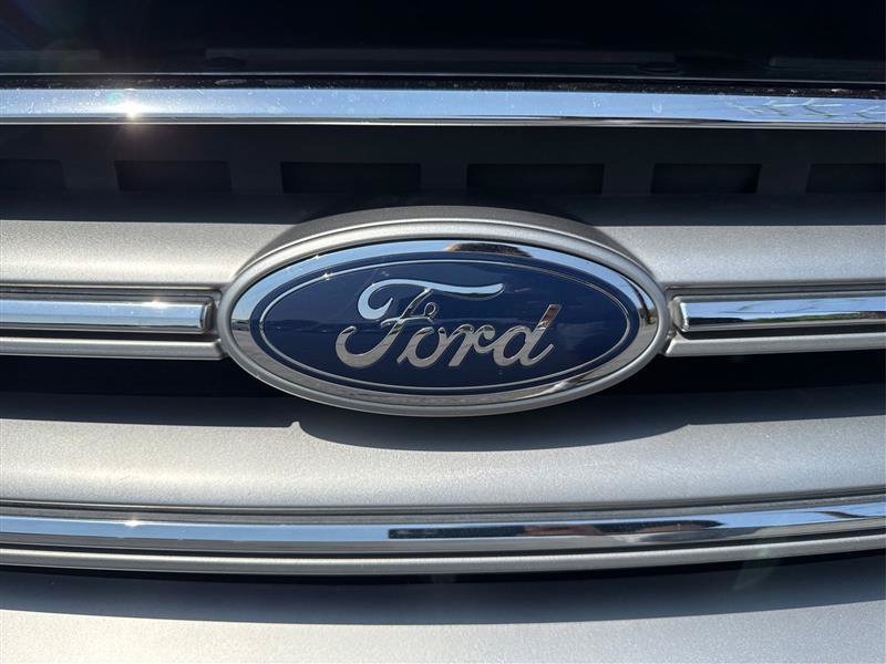 Used 2017 Ford Escape SE w/ Equipment Group 201A AWD/4WD image 23