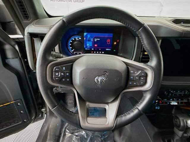 Used 2024 Ford Bronco Badlands image 11