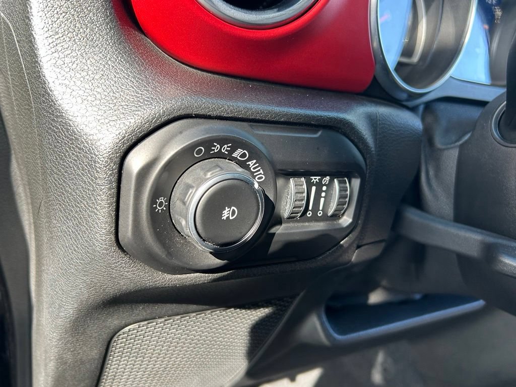 Certified 2020 Jeep Wrangler Unlimited Rubicon AWD/4WD image 12