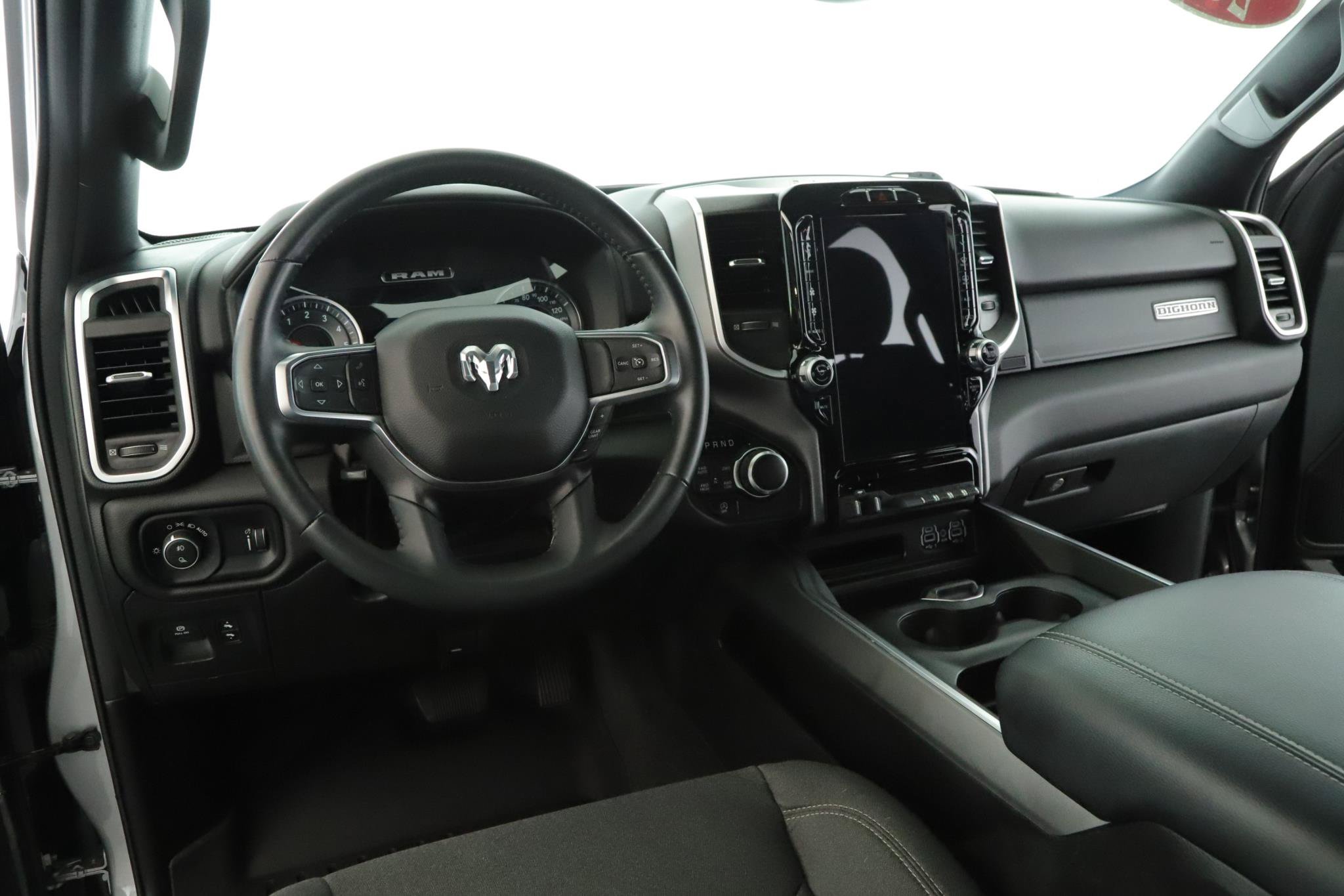 Used 2024 RAM 1500 Big Horn AWD/4WD image 2