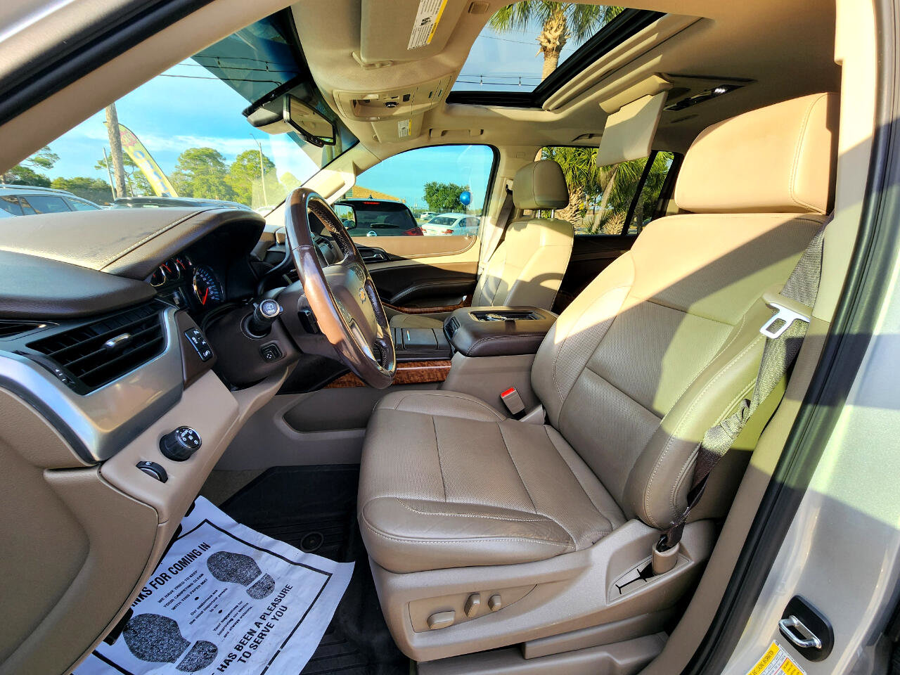 Used 2018 Chevrolet Suburban Premier image 12