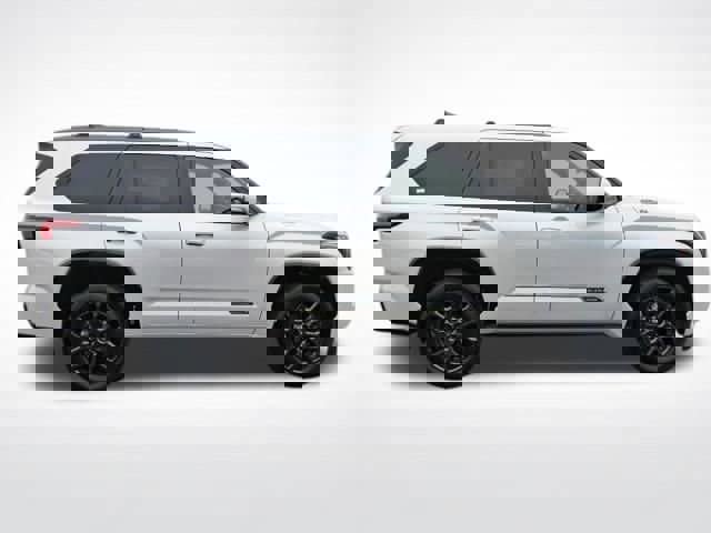 New 2026 Toyota Sequoia Platinum image 5