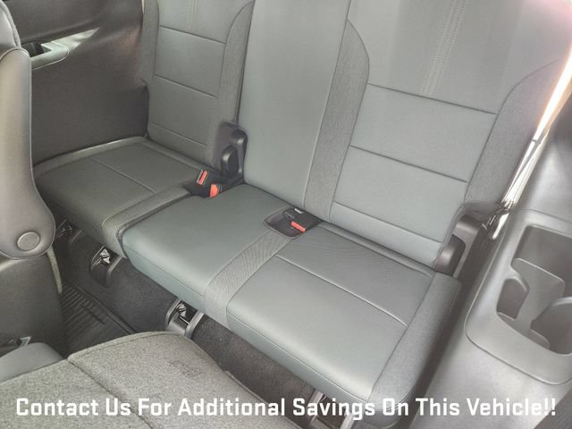 New 2026 GMC Acadia AT4 w/ Luxury Package AWD/4WD image 21
