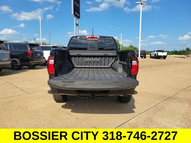 New 2026 GMC Canyon Denali w/ LPO, Denali Black Edition AWD/4WD image 8