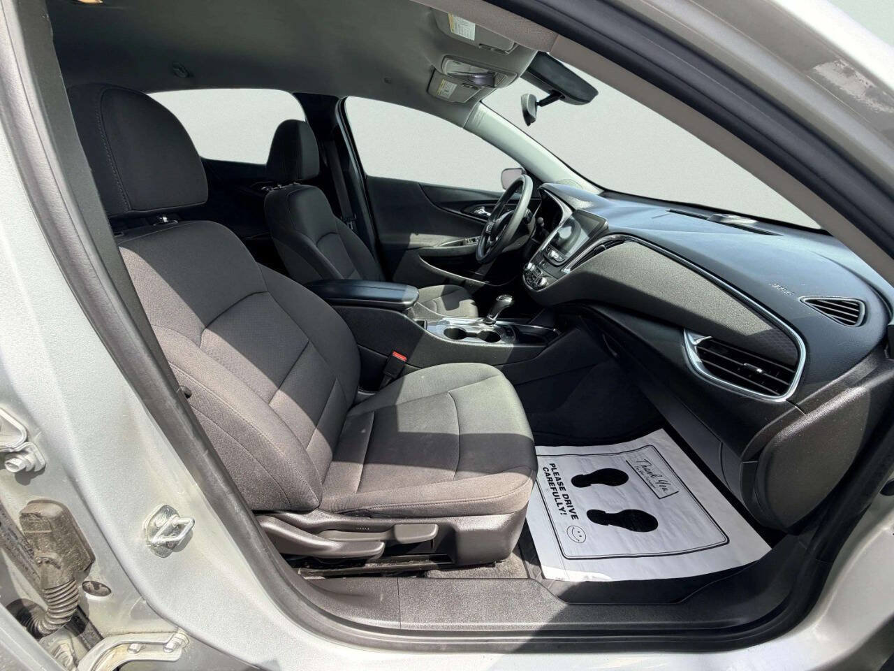Used 2019 Chevrolet Malibu LT FWD image 29