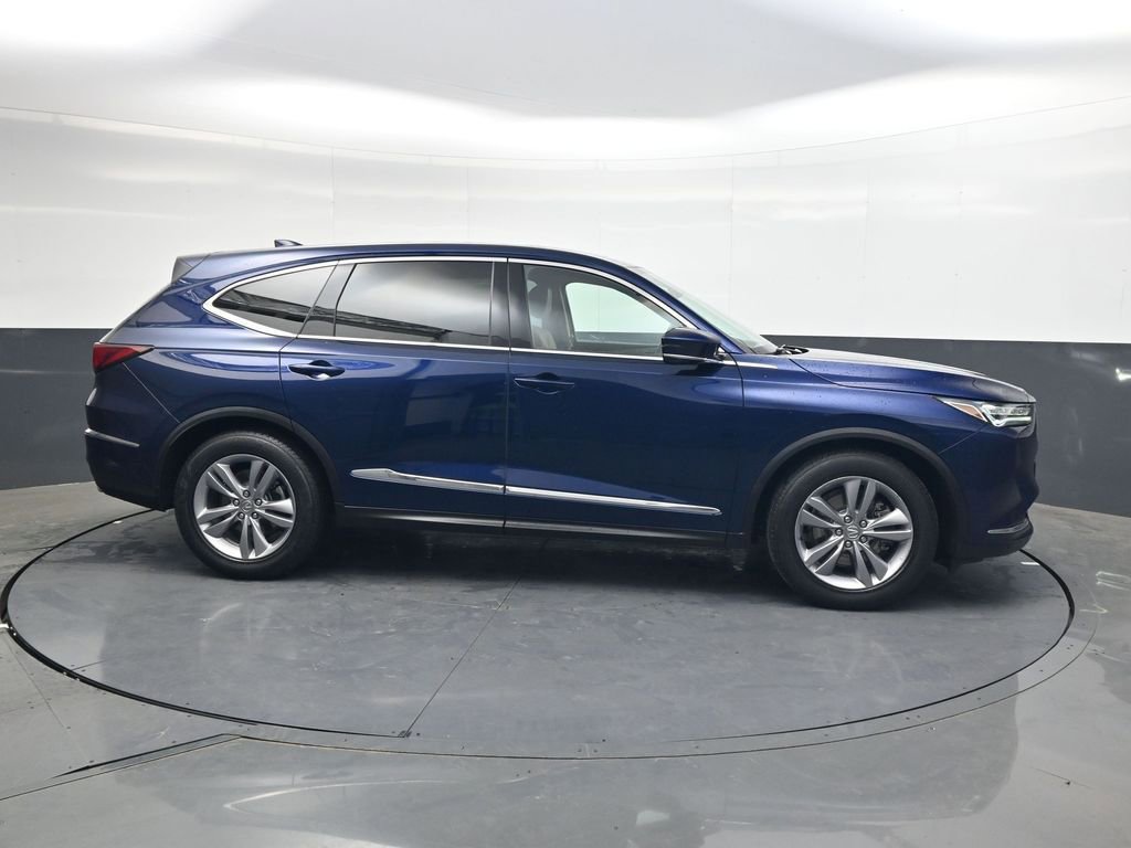 Used 2023 Acura MDX SH-AWD image 3