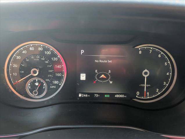 Used 2025 Genesis G70 2.5T RWD image 13