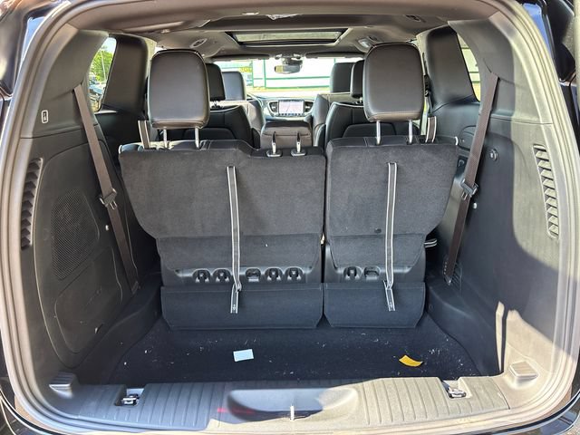 New 2027 Chrysler Pacifica Limited w/ Family Tech Group FWD image 33