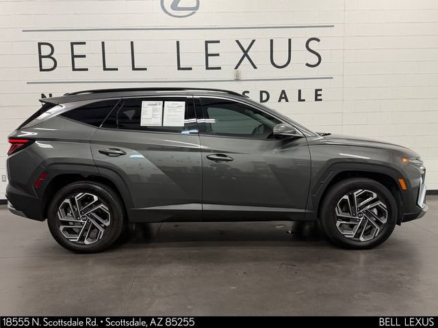 Used 2025 Hyundai Tucson Limited AWD/4WD image 3