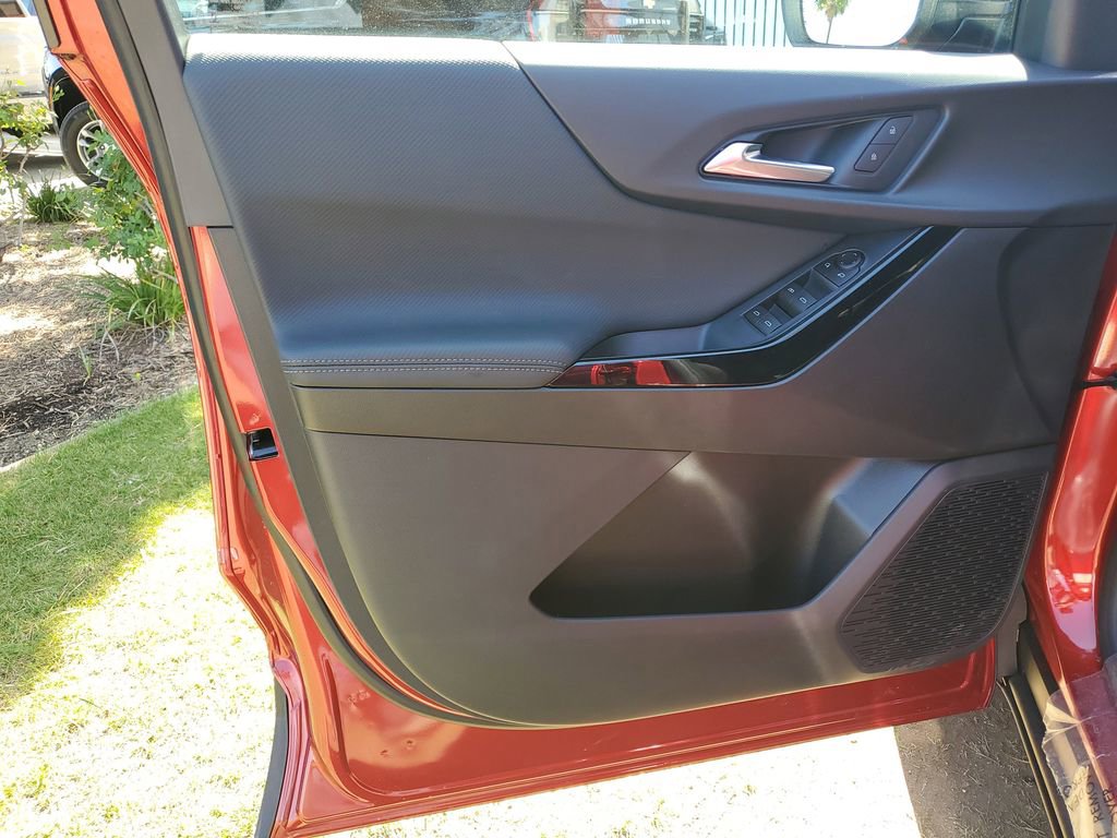 New 2026 Chevrolet Equinox LT w/ Midnight Edition image 18