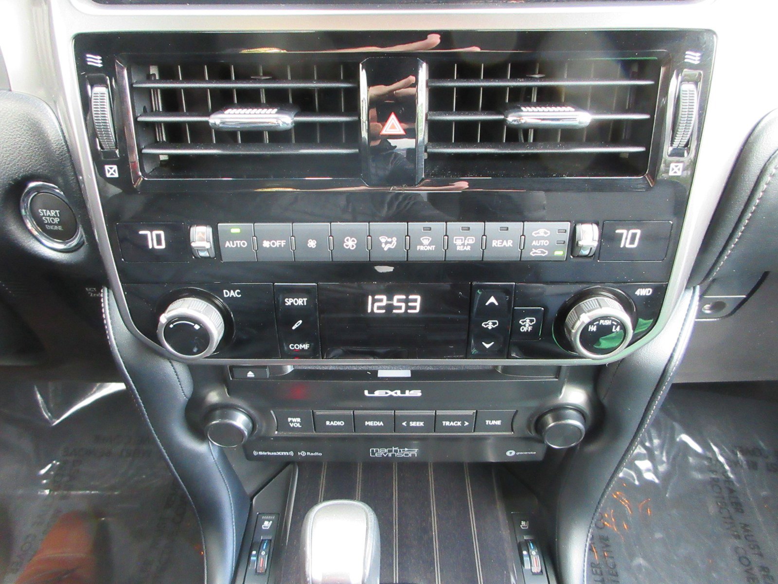 Used 2023 Lexus GX 460 Luxury w/ Sport Design Package AWD/4WD image 47