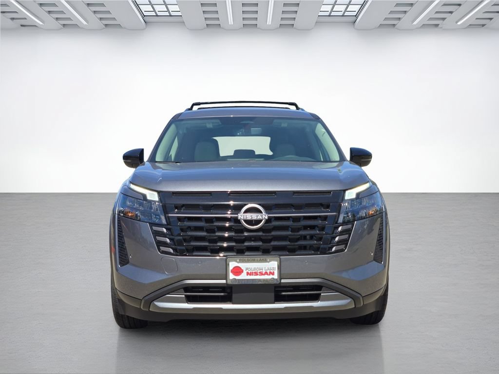 New 2026 Nissan Pathfinder SL AWD/4WD image 2