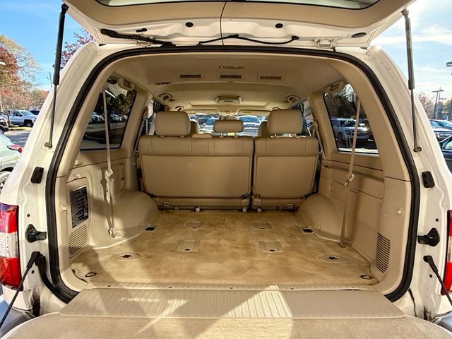 Used 2007 Toyota Land Cruiser w/ Convenience Pkg image 27