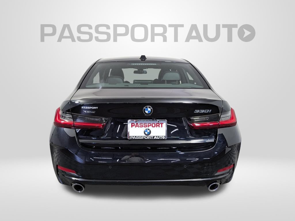 Used 2023 BMW 330i xDrive Sedan w/ Premium Package AWD/4WD image 6