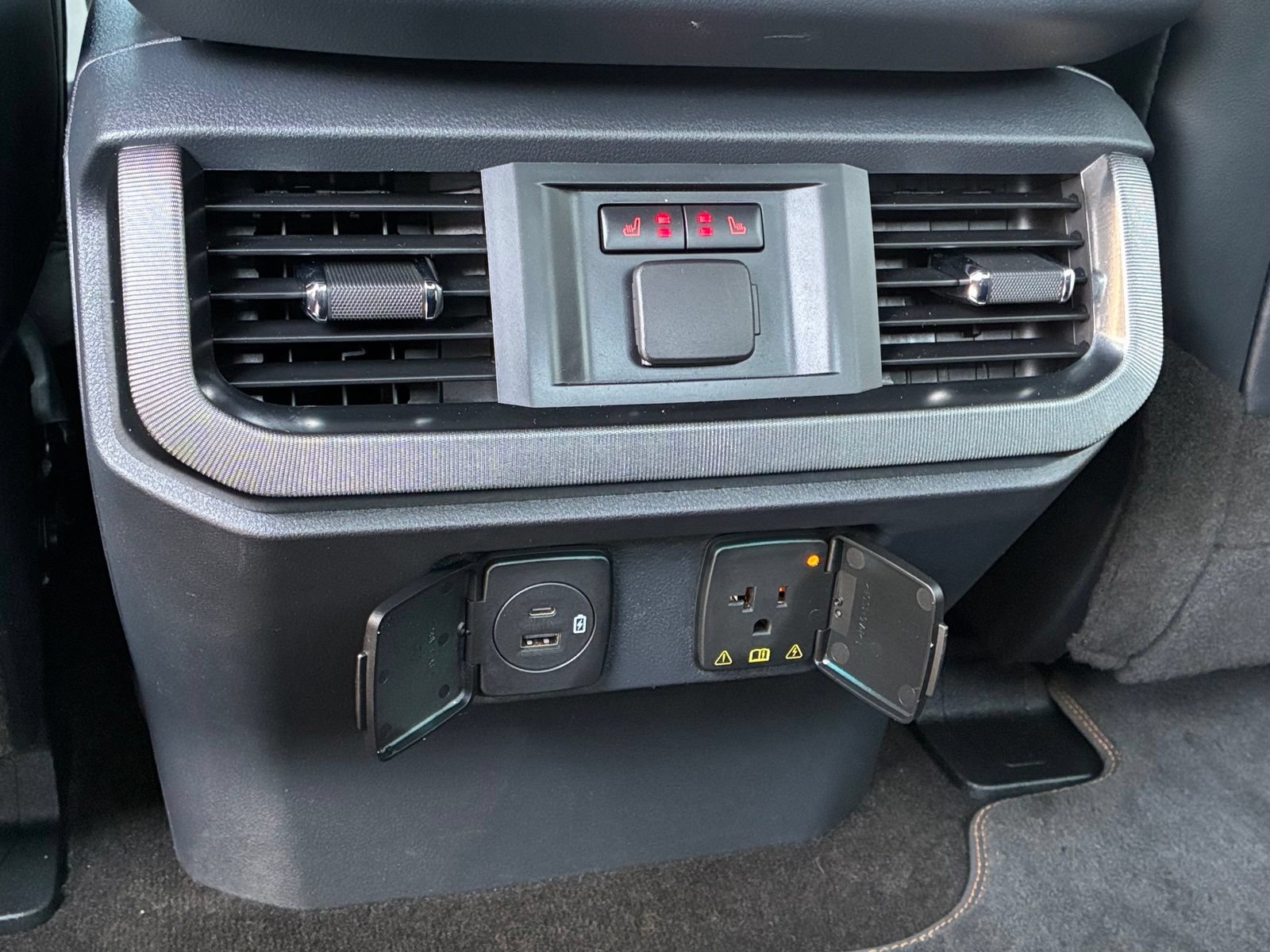 Used 2022 Ford F150 Platinum w/ Equipment Group 701A High AWD/4WD image 16