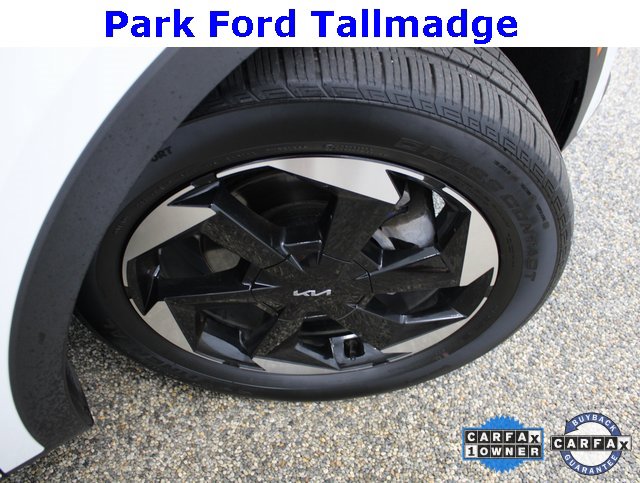 Used 2025 Kia Sorento SX Prestige image 30
