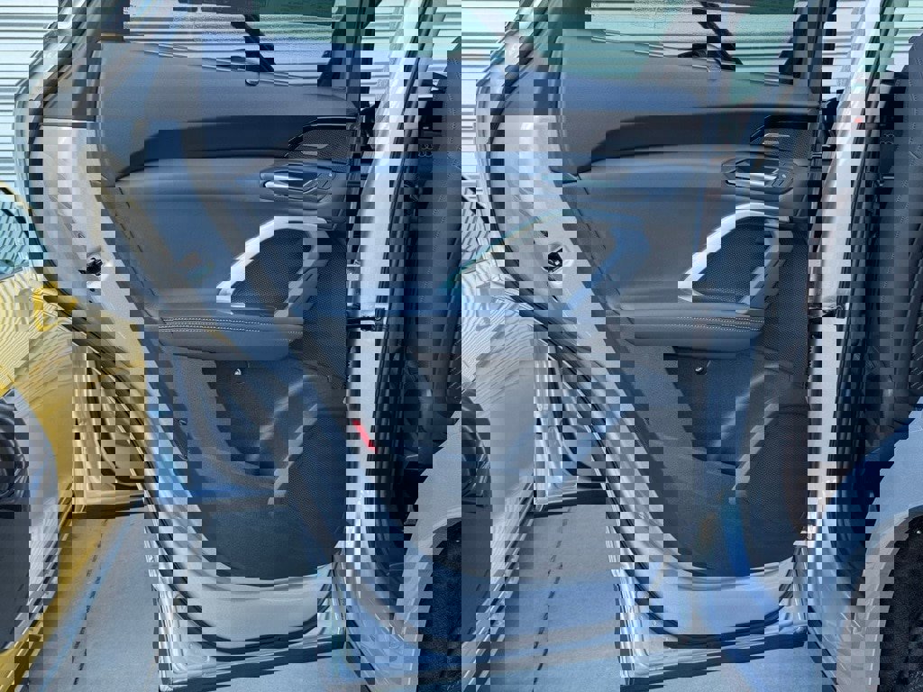 New 2025 Audi Q5 Premium Plus image 24