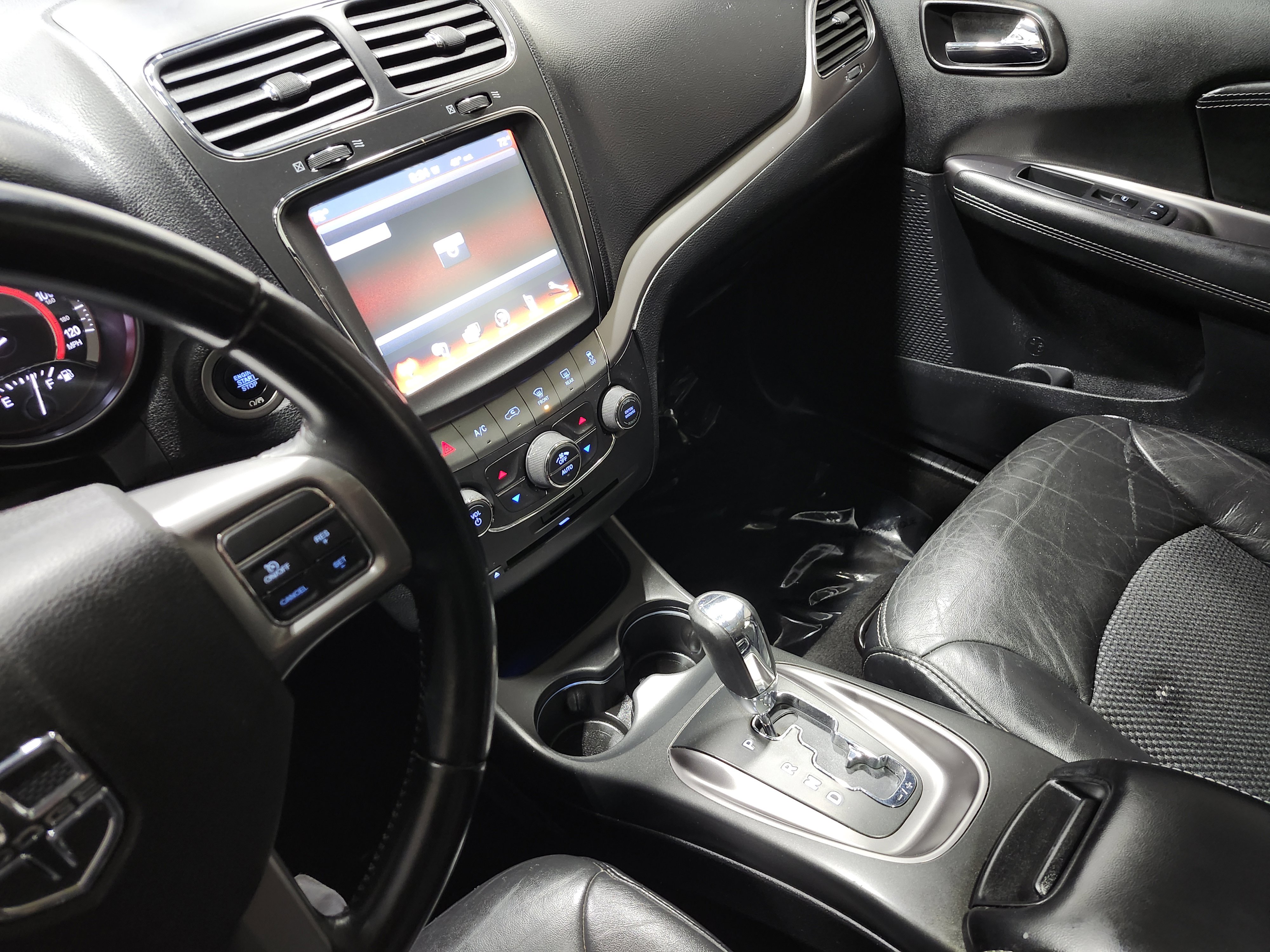 Used 2020 Dodge Journey Crossroad image 28