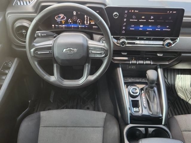 Used 2024 Chevrolet Colorado Trail Boss AWD/4WD image 27