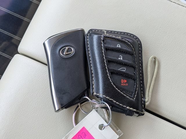 Used 2020 Lexus GX 460 Premium AWD/4WD image 32