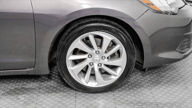 Used 2018 Acura ILX FWD image 33