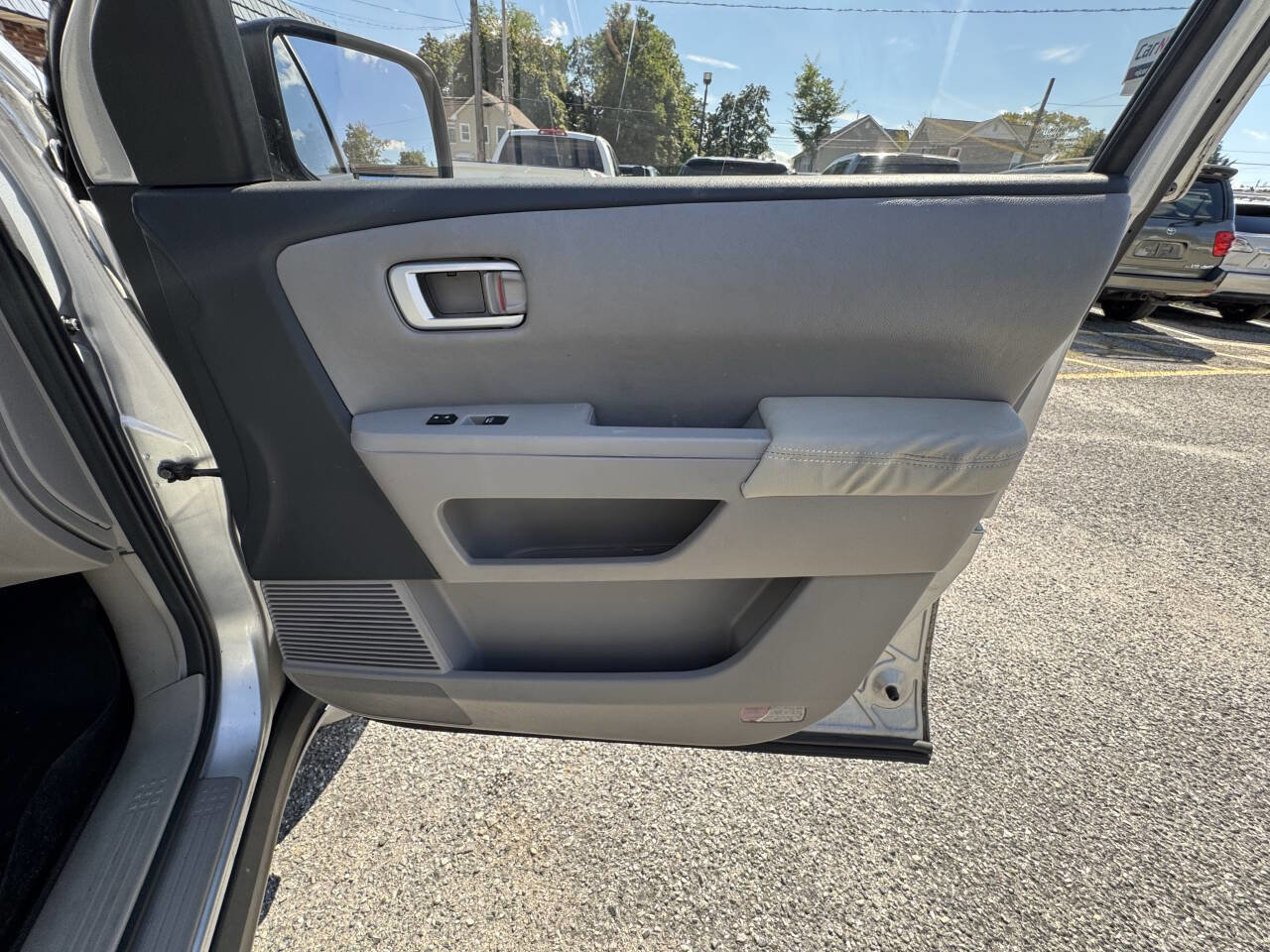 Used 2010 Honda Pilot LX image 52