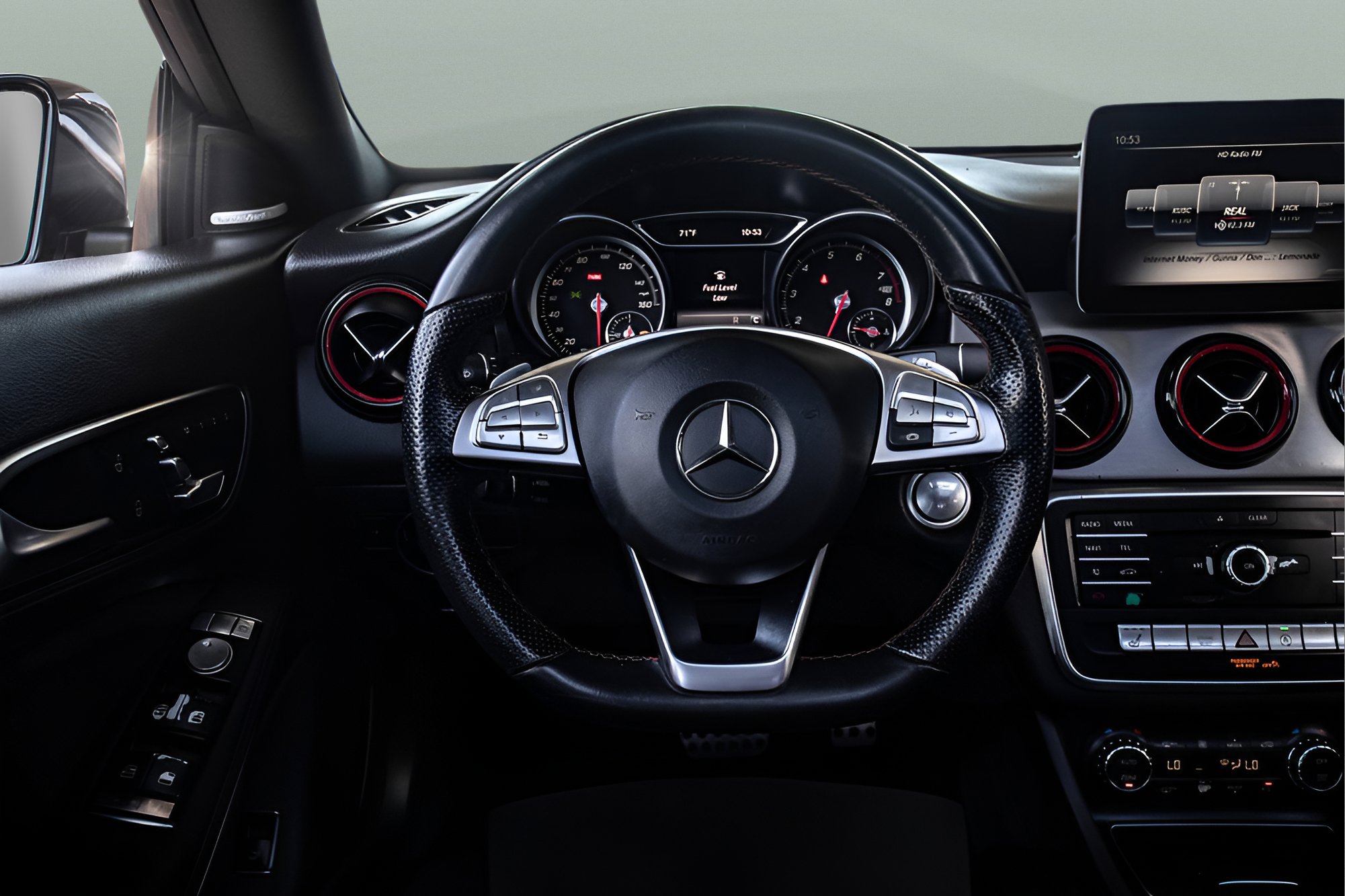 Used 2017 Mercedes-Benz CLA 250 image 20