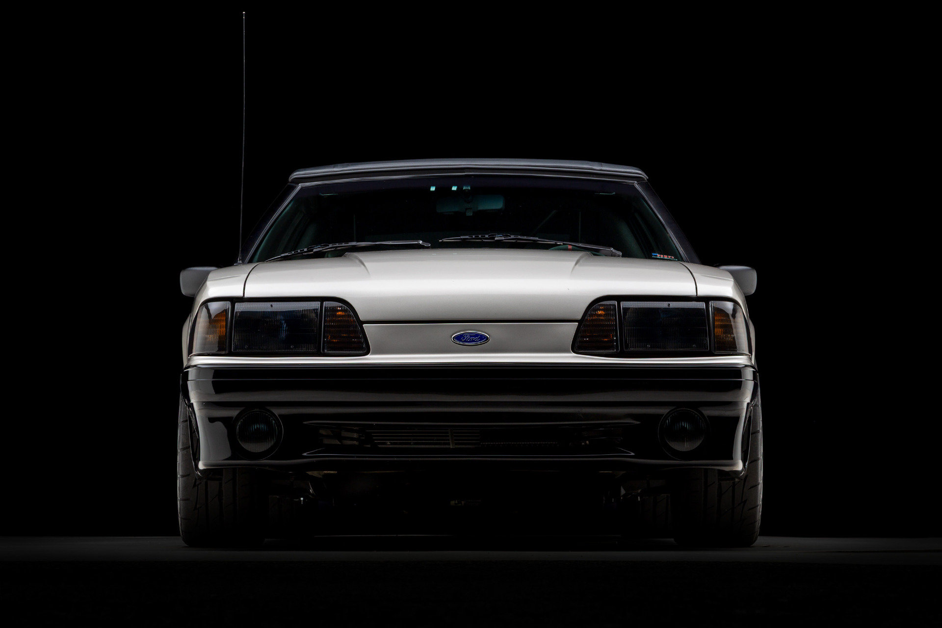 Used 1990 Ford Mustang GT RWD image 12