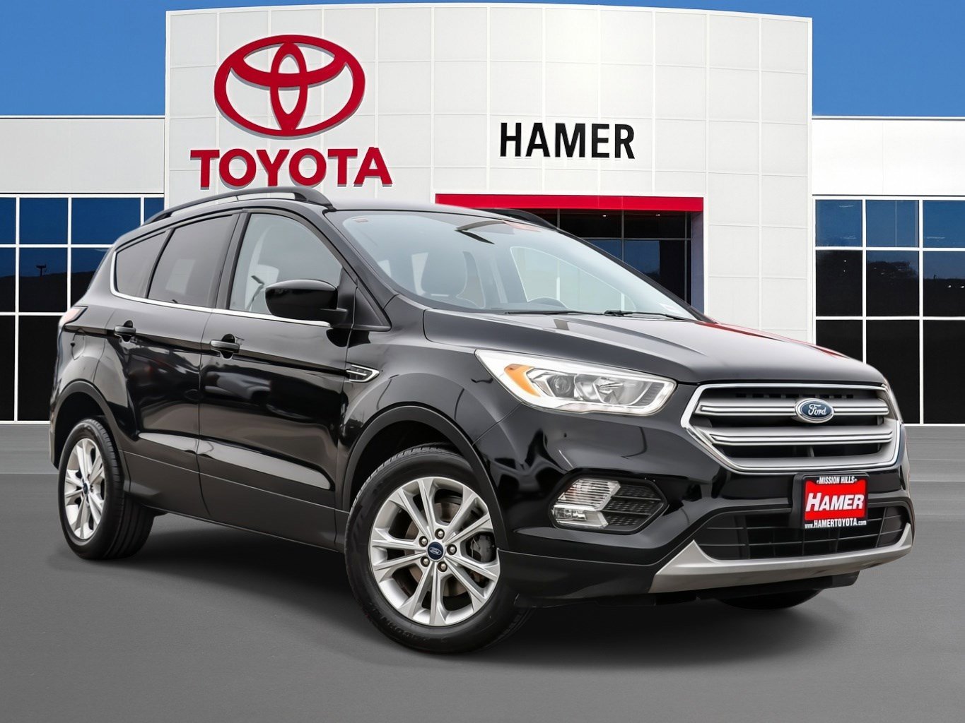 Used 2018 Ford Escape SEL image 1