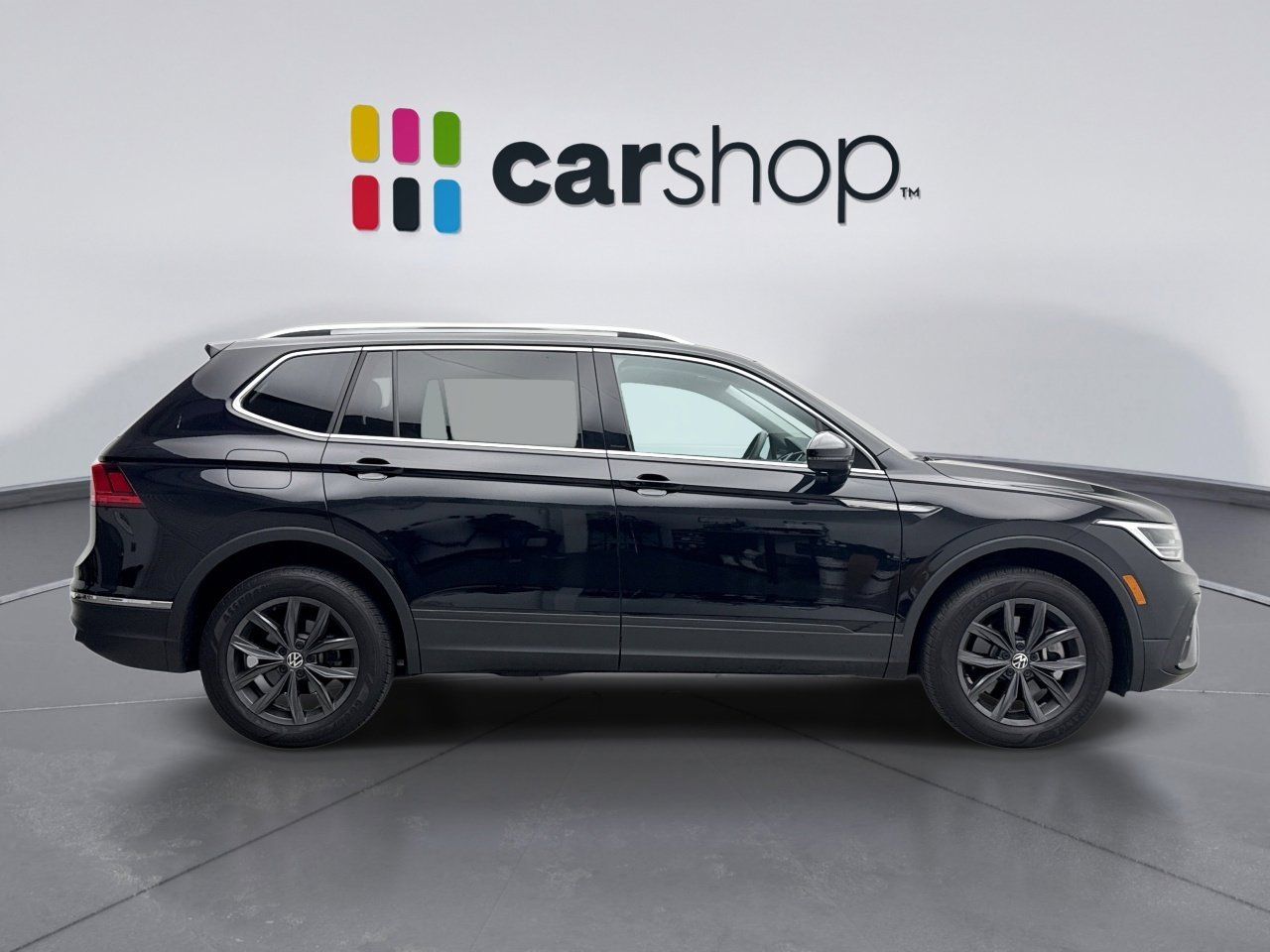 Used 2022 Volkswagen Tiguan SE AWD/4WD image 6