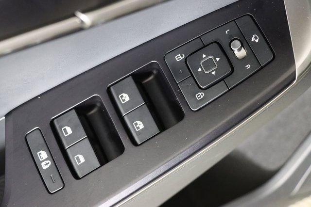 New 2025 Kia EV6 Light w/ Light LR Technology Package image 15