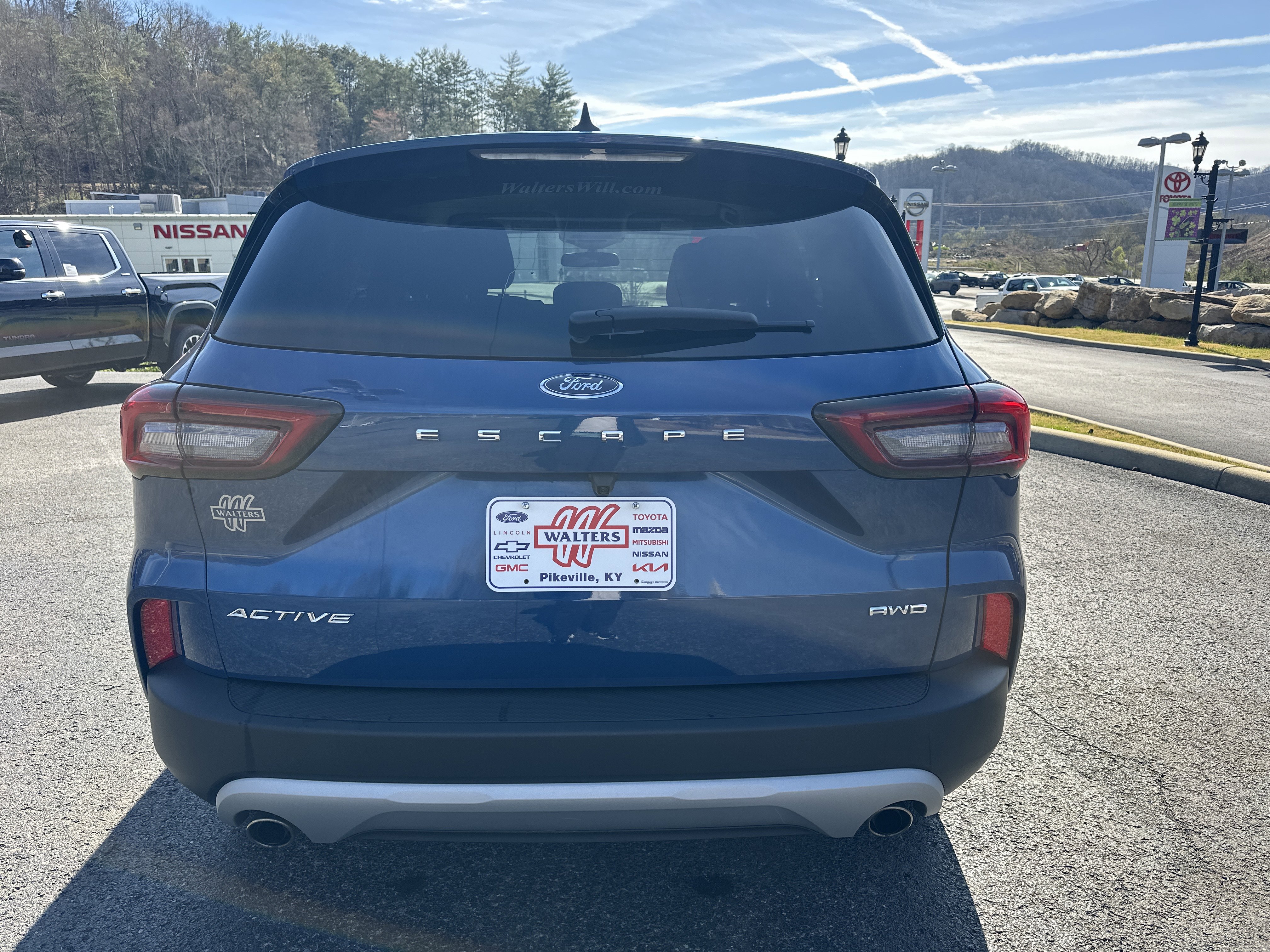 Used 2023 Ford Escape Active image 6