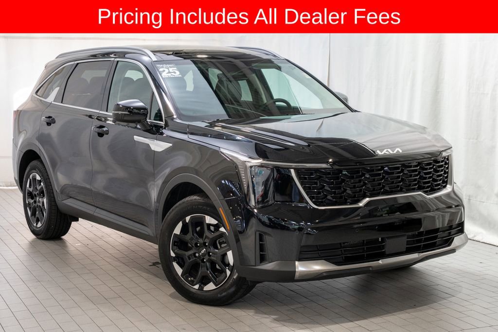 Used 2025 Kia Sorento S w/ Panoramic Sunroof Package FWD image 1