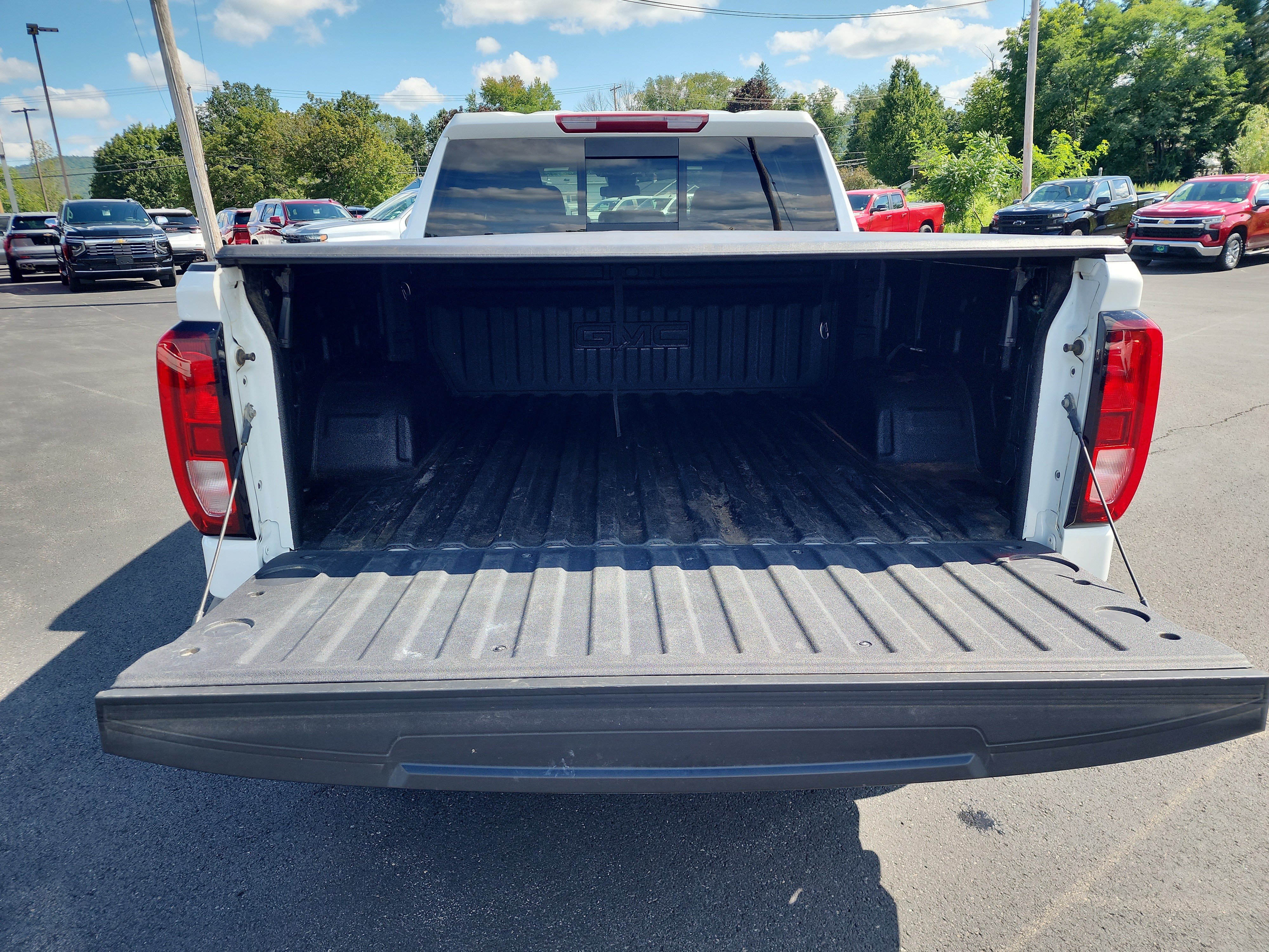 Certified 2026 GMC Sierra 1500 Elevation w/ Elevation Premium Package AWD/4WD image 32