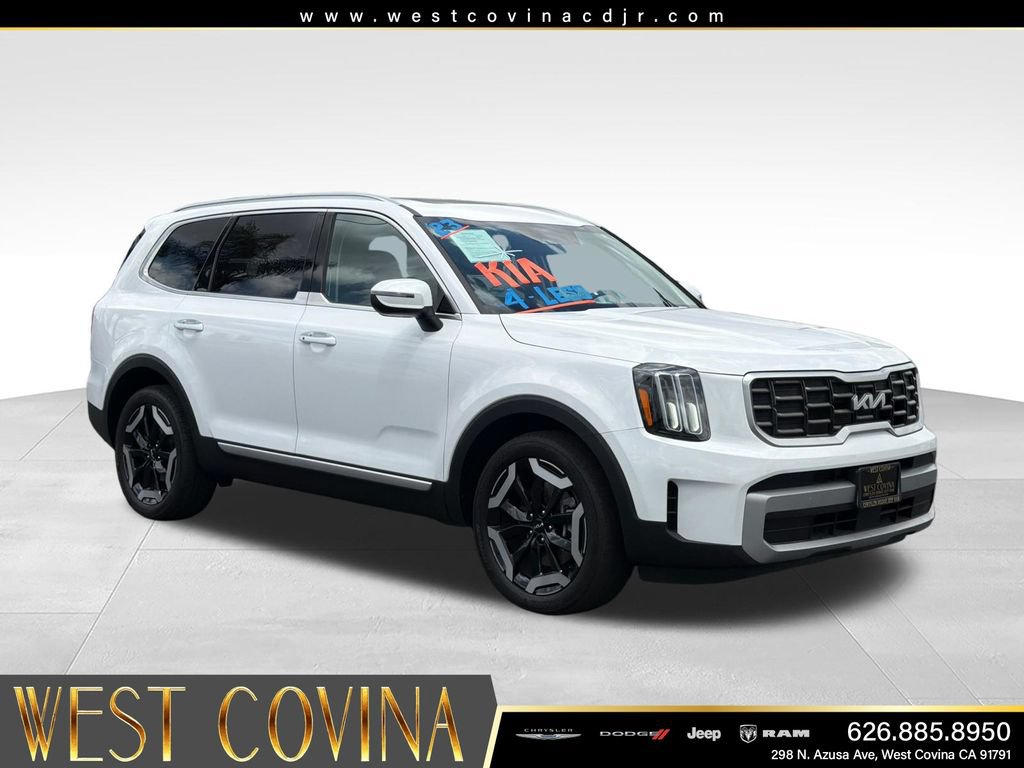 Used 2023 Kia Telluride S w/ S Sunroof Package FWD image 1