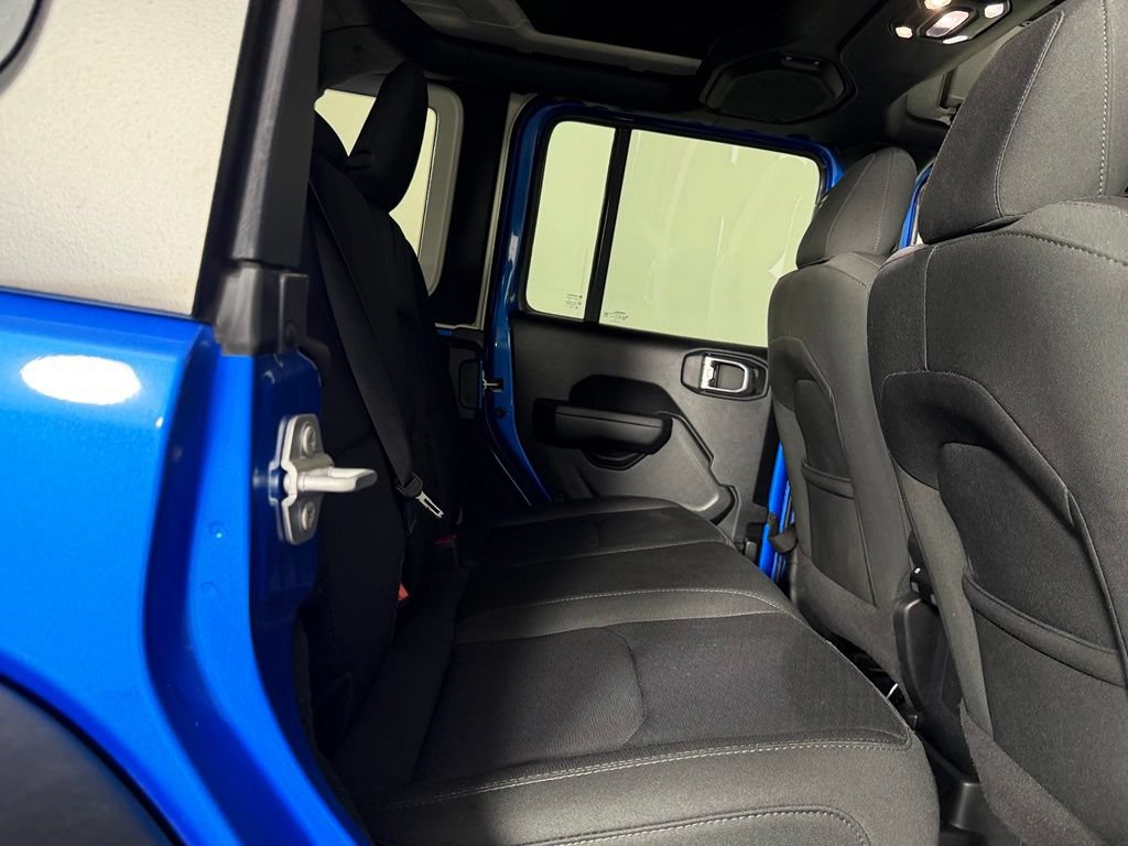 Used 2023 Jeep Wrangler Unlimited w/ Cold Weather Group AWD/4WD image 19