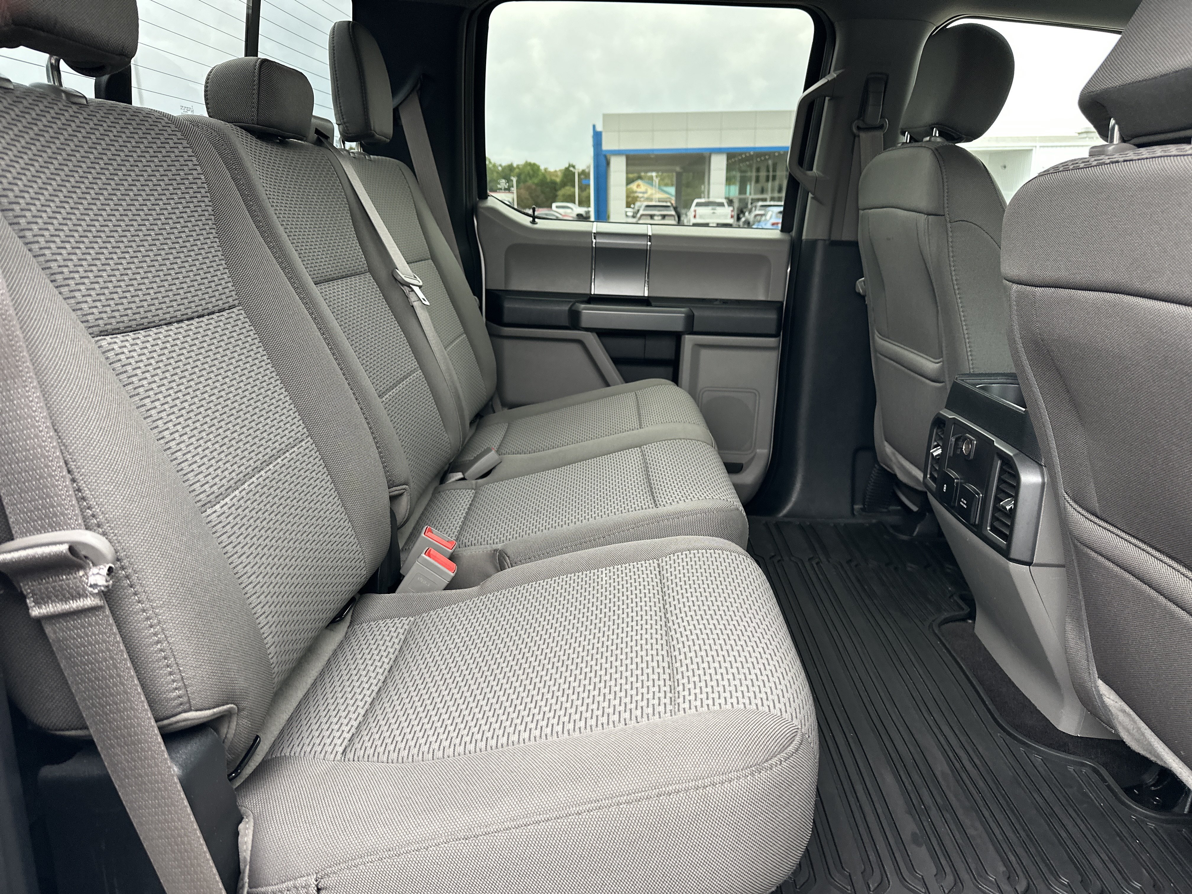 Used 2019 Ford F150 XLT w/ Equipment Group 302A Luxury AWD/4WD image 16