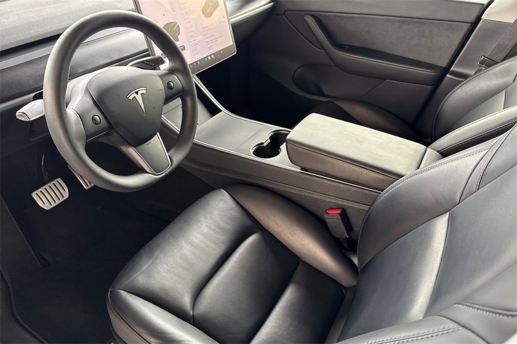 Used 2020 Tesla Model Y Performance image 10